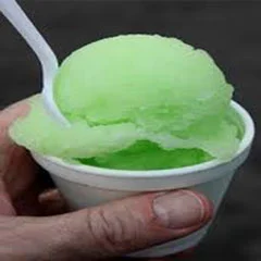 Helado delicioso sabor Nieve de limón